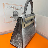  streamlined tote bag detail view showing craftsmanship 8