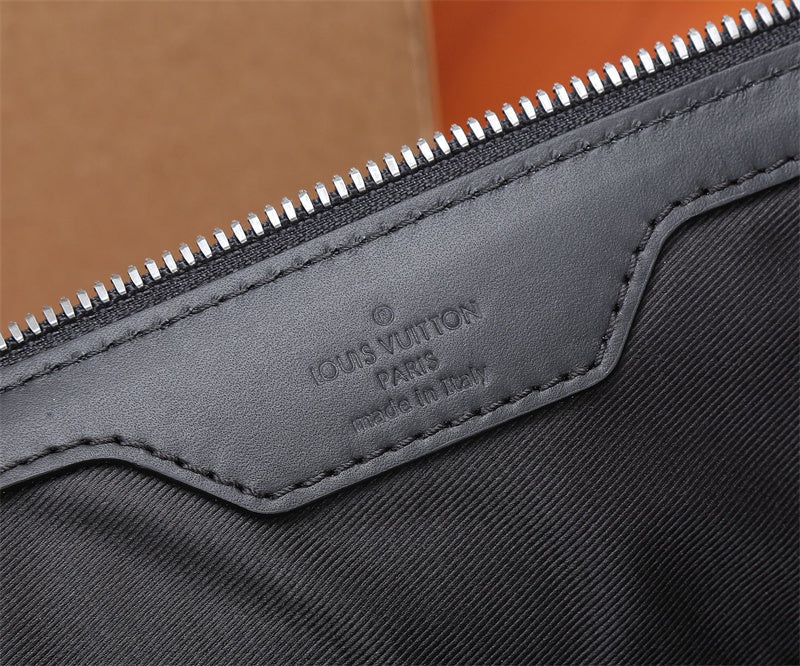  structured bag interior and compartment view 9