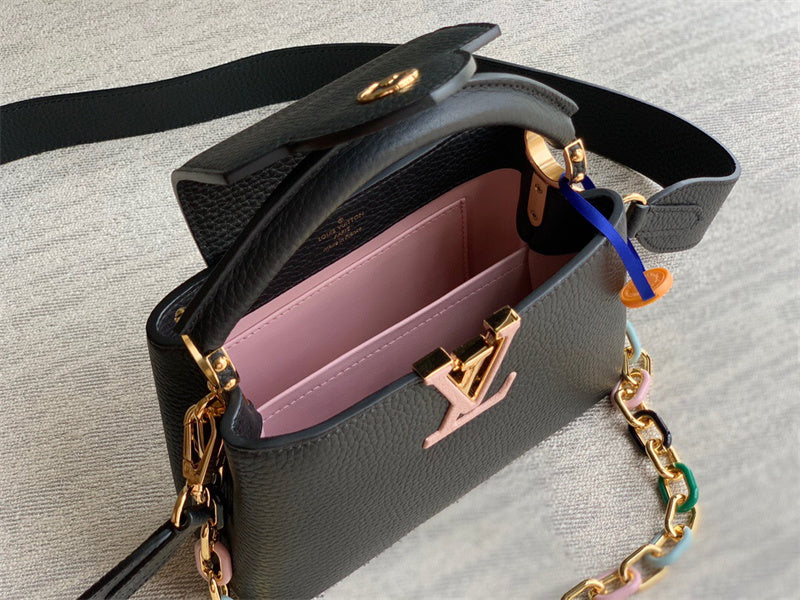  Graceful structured bag front view 13
