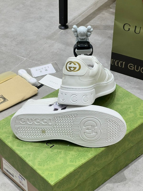 Side profile of Gucci fresh white-and-black sneakers breathable knit upper