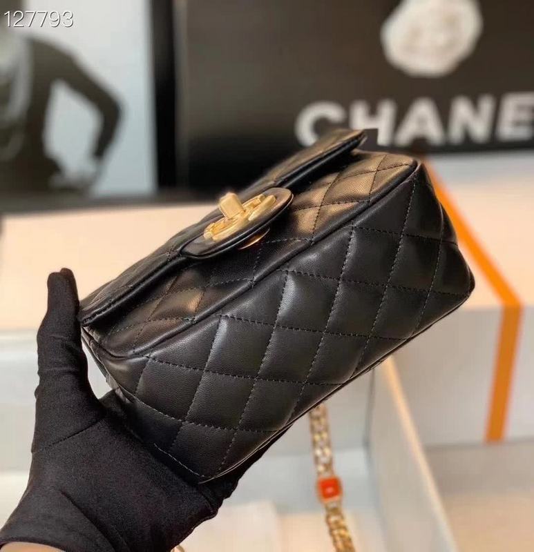 Zivas Charm Refined Everyday Style Fashion Handbag (Versatile Style Statement) – Interior View