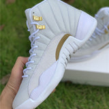 Nike Men's & Women's Premium Athletic Sneakers — Style 043 front view