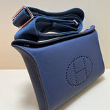  tote bag interior and compartment view 21