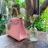 Streamlined bag women's premium everyday handbag