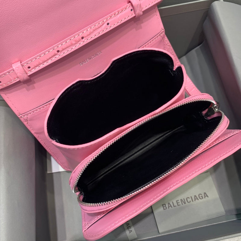 Sophisticated Faux Leather Handbag - Premium Craftsmanship Detailing | Women's Fashion Handbag #588 - texture close-up (image 9) of designer-inspired handbag