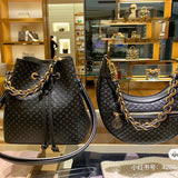  graceful handbag styled with outfit 18