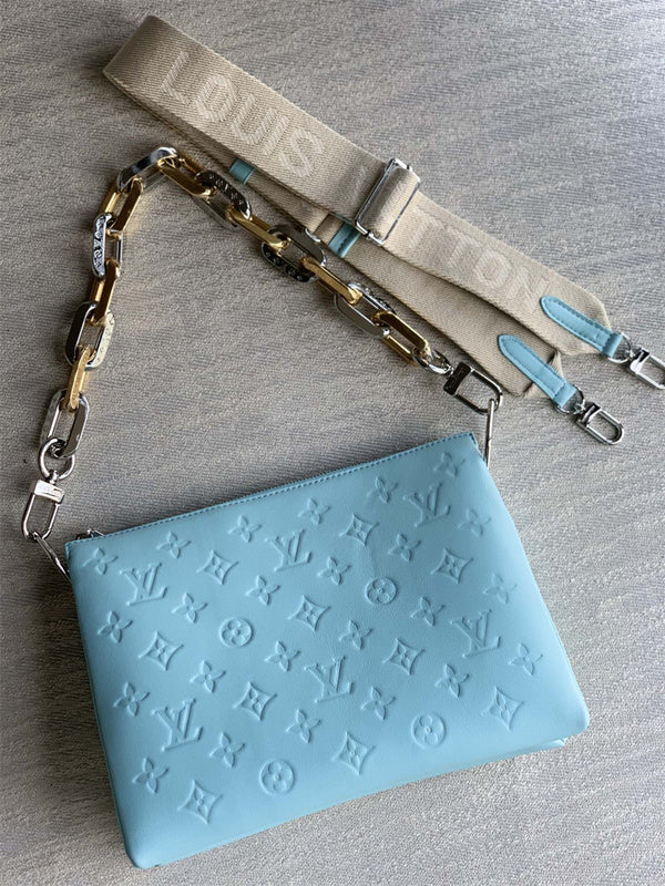  timeless crossbody bag styled with outfit 12