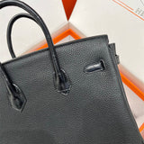  structured bag interior and compartment view 15