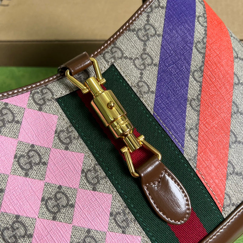 Side profile of refined chic women's handbag – women's premium purse