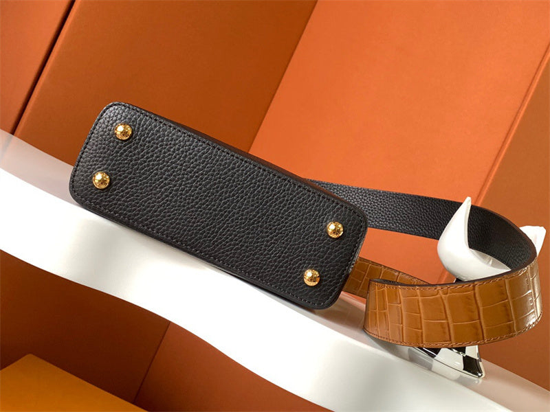  Graceful everyday bag carried on shoulder 16