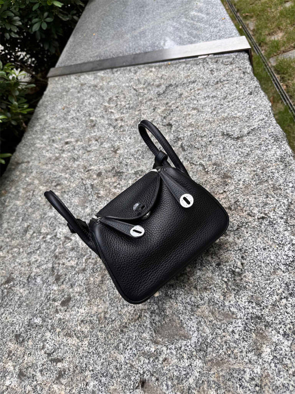 Chic bag shown from front angle