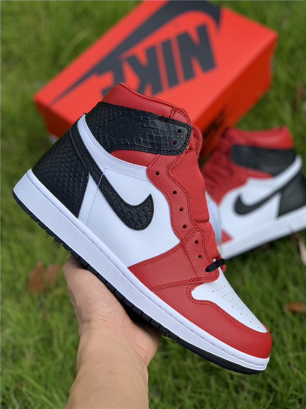 Nike Men's & Women's Premium Casual Sneakers — Style 052 hardware detail