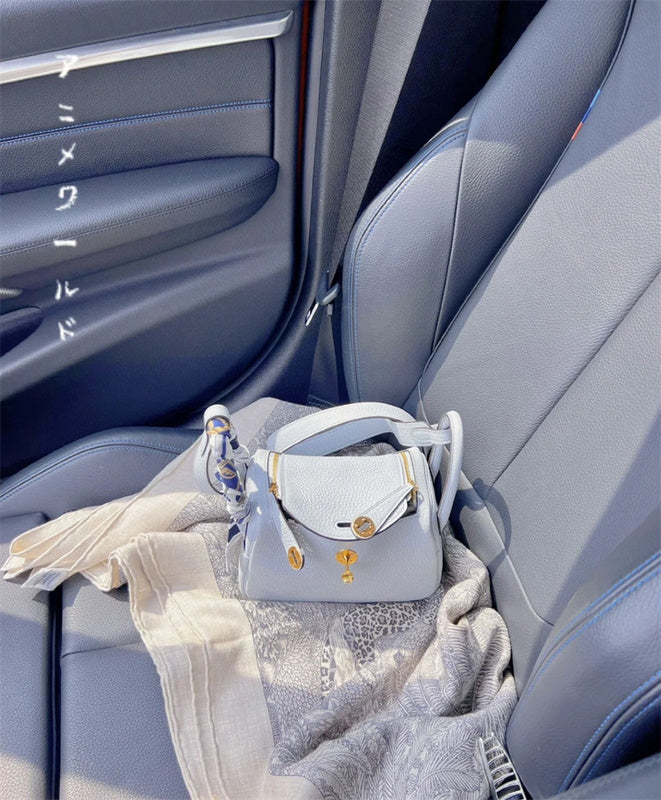  Sophisticated satchel front view 7