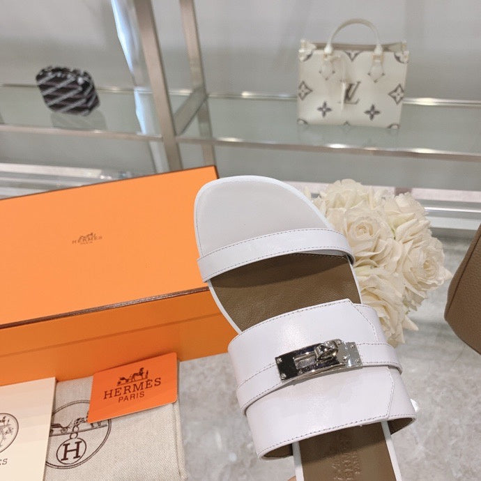 Hermes shoes Style 371 - texture and material detail