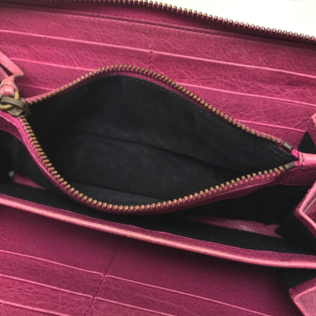 Balenciaga Cagole Wallet | Luxury Leather Wallet