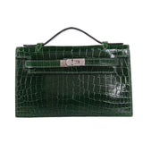  shoulder bag interior and compartment view 9