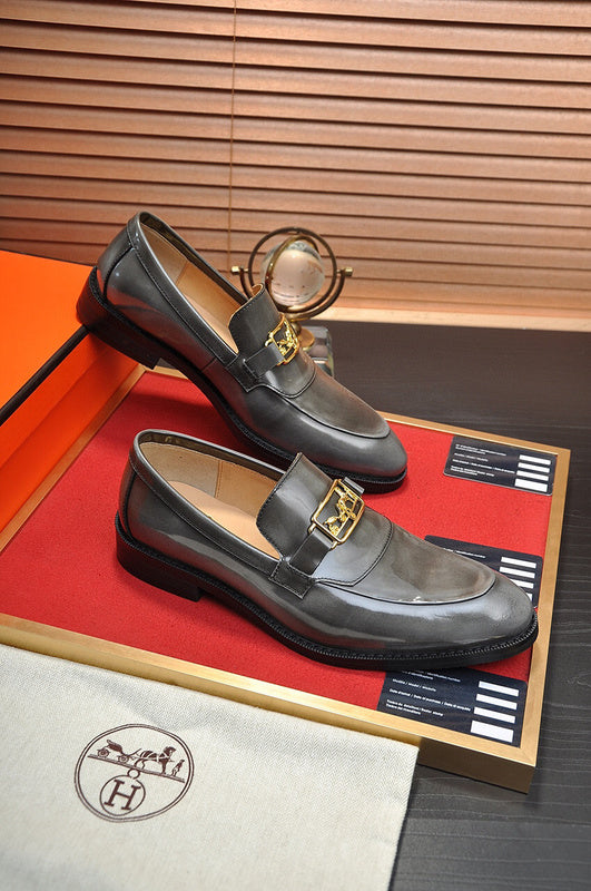 Hermes shoes Style 072 - angled studio shot