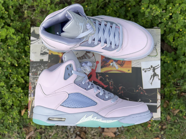 Nike Men's & Women's Luxury Lifestyle Trainers — Style 243 interior view