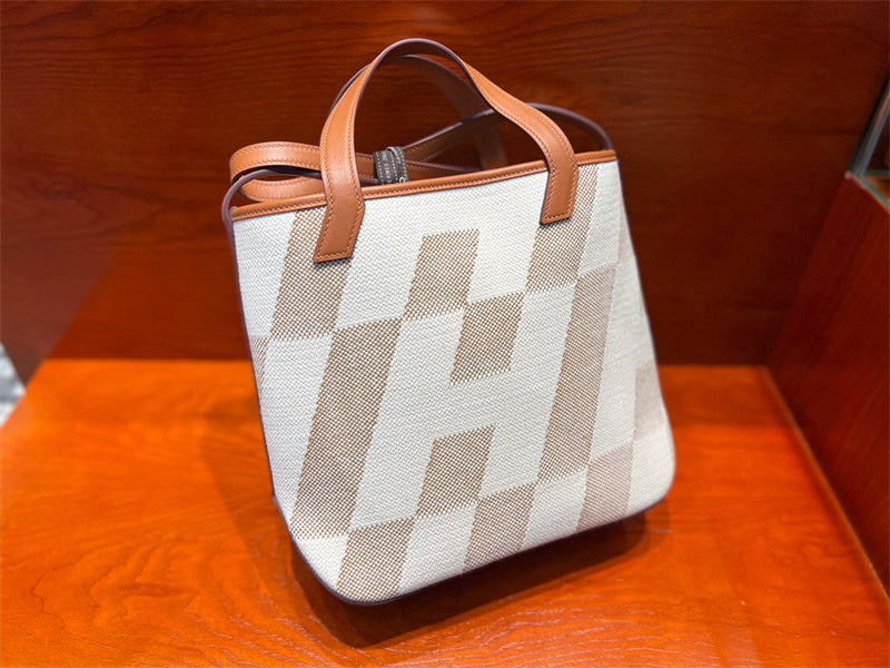 Polished bag women's premium everyday handbag