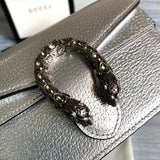 Handle and strap detail of chic statement women's handbag – women's statement bag
