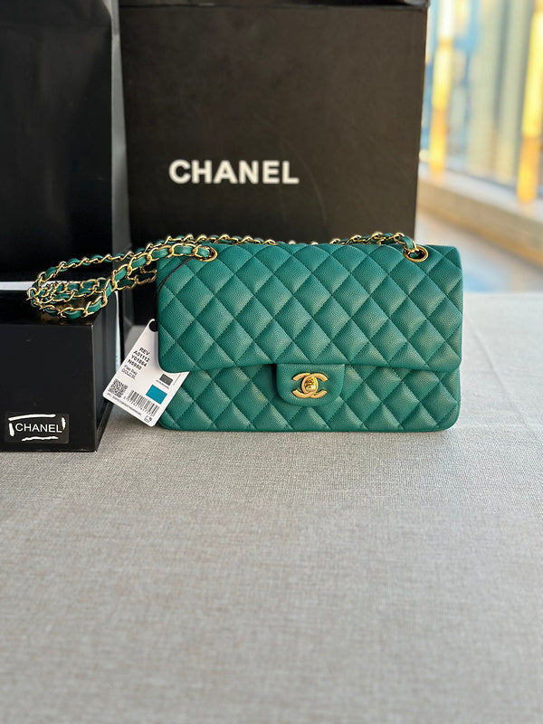  mid purse view 10