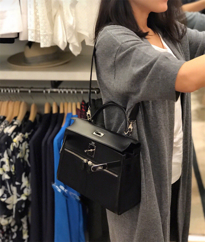 Crisp handbag styled for everyday wear