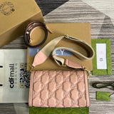 Front view of premium modern women's handbag – women's designer-style accessory