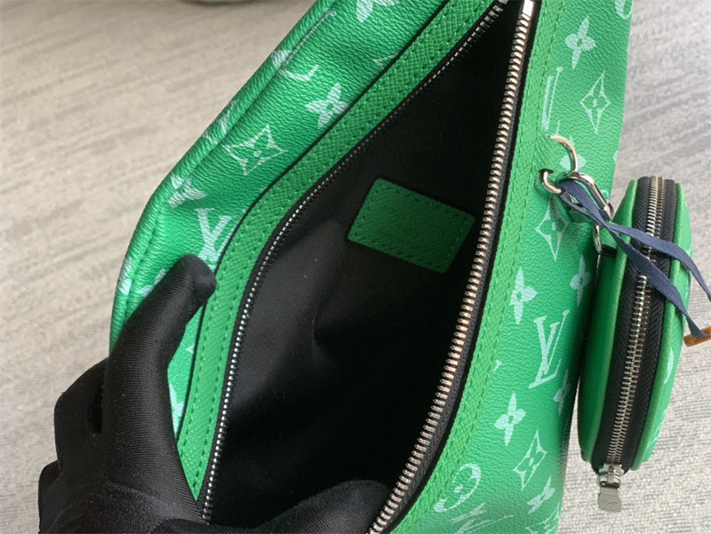  handbag interior and compartment view 9