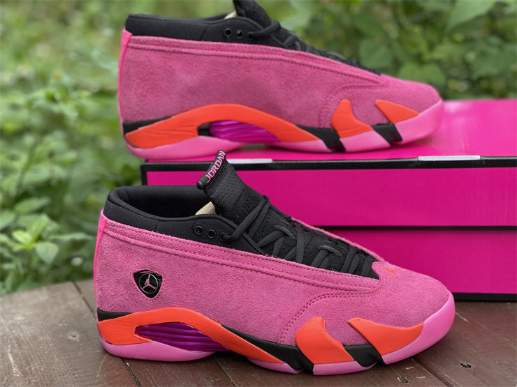 Nike Men's & Women's Premium Casual Sneakers — Style 232 detail view