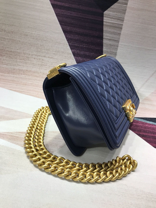  handbag, mid everyday style, image 2