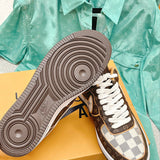 Louis Vuitton shoes Style 358 - top view showing design