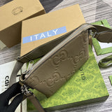 Handle and strap detail of signature everyday-luxe women's handbag – women's designer-style accessory
