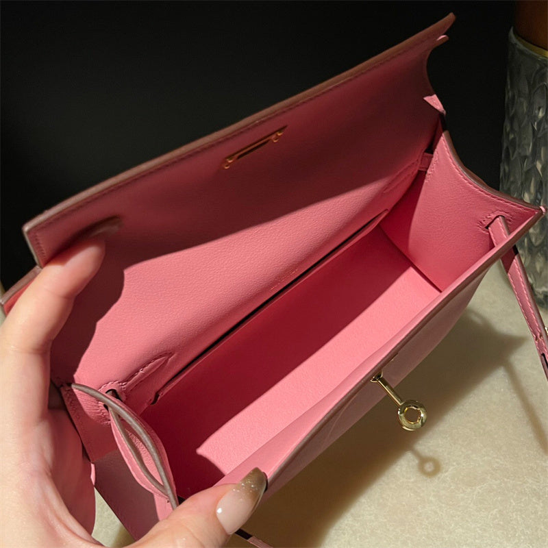  Essential shopper bag carried on shoulder 10