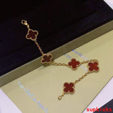 Front view of Van Cleef & Arpels unisex jewelry piece