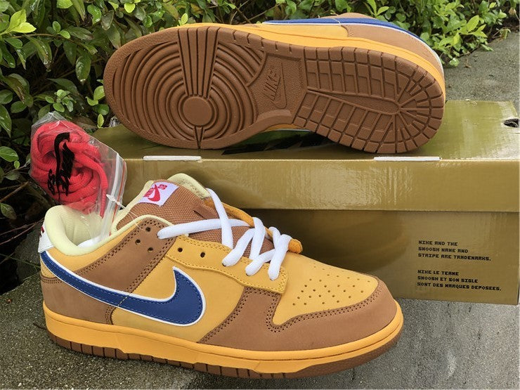 Nike Men's & Women's Iconic Street Trainers — Style 191 side view