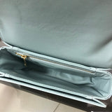 Handle and strap detail of classic premium women's handbag – women's everyday handbag