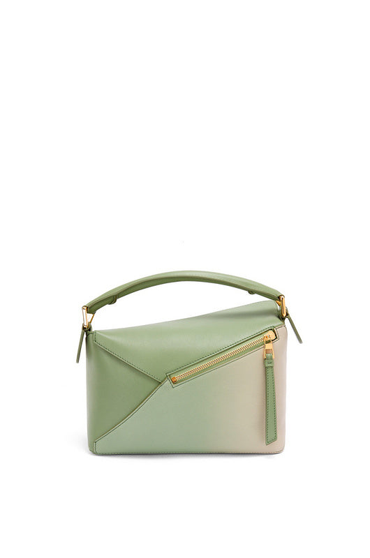Ziva's Charm handbag – detail view (24cm*10.5cm*16cm)