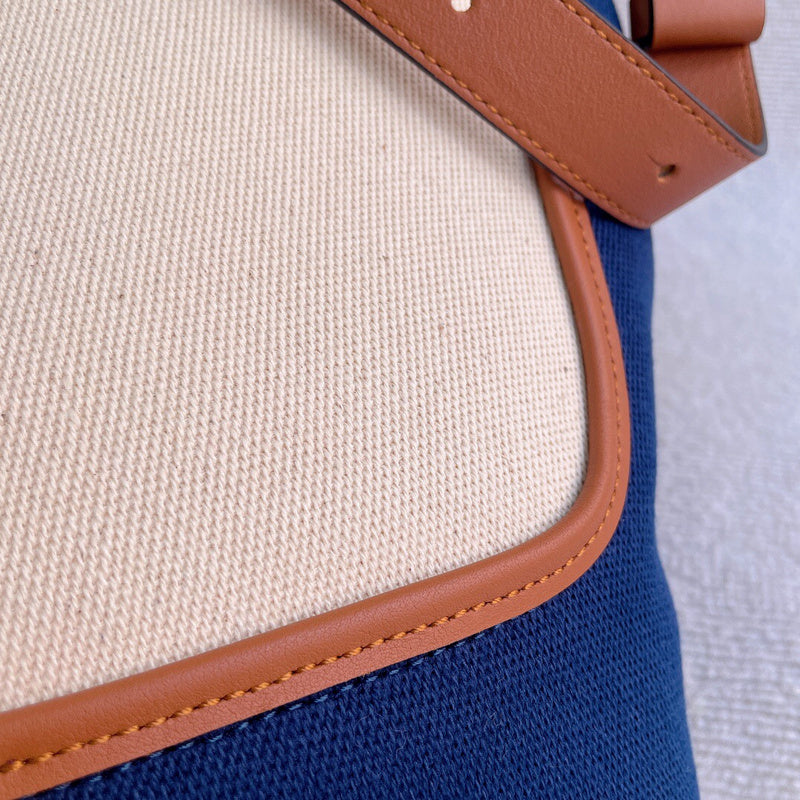 Ziva's Charm handbag – lifestyle view (26cm*31cm*14cm)