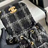 Zivas Charm Chic Craftsmanship Everyday Handbag (Versatile Style Statement) – Full Silhouette