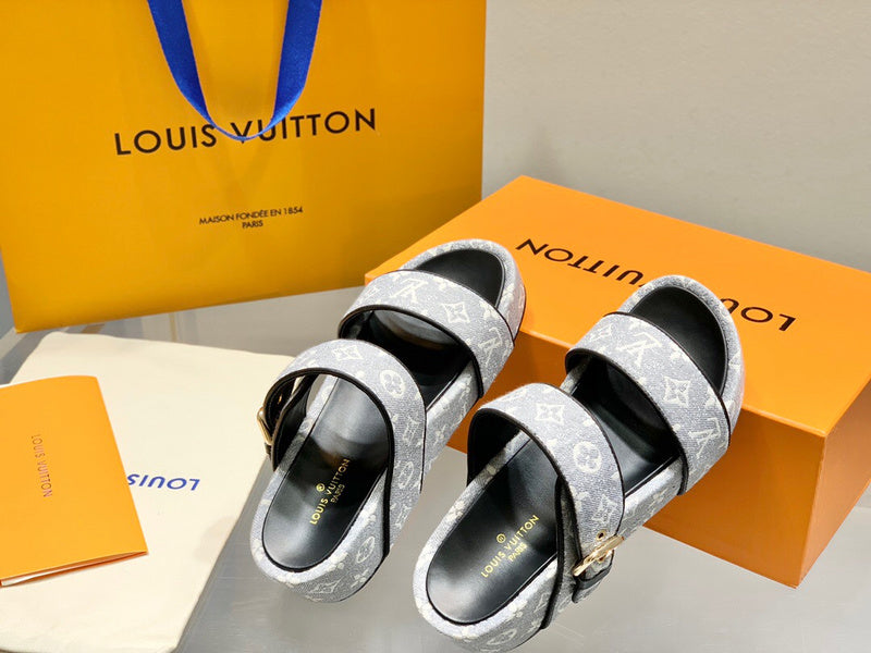 Louis Vuitton shoes Style 370 - true-to-life color detail