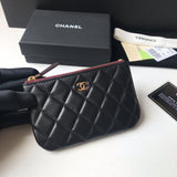 Zivas Charm Refined Structure Everyday Handbag (Contemporary Shape Language) – Front View