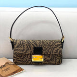 Ziva's Charm handbag – carry view (27cm*4cm*13cm)