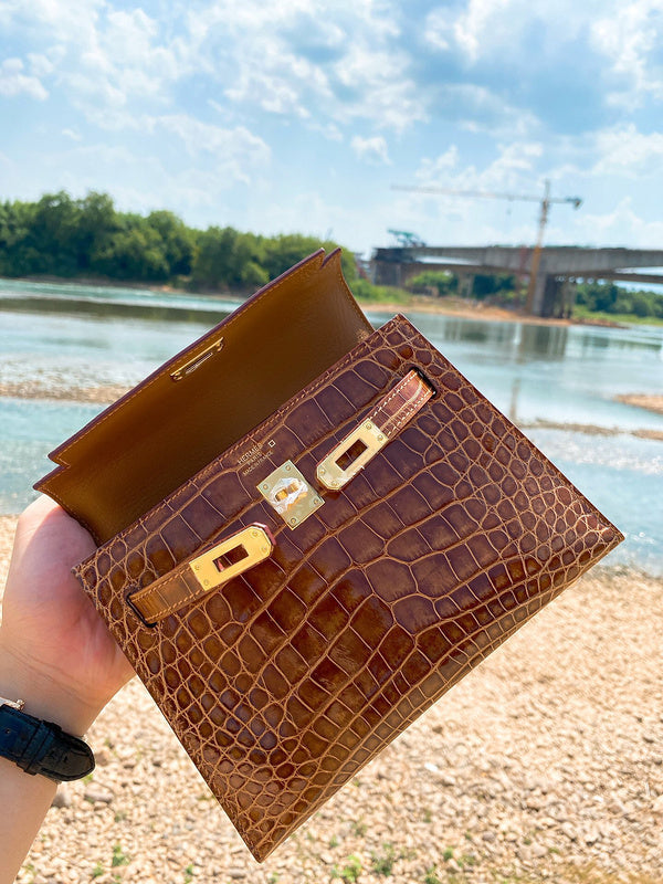 Everyday-Ready handbag styled for everyday wear