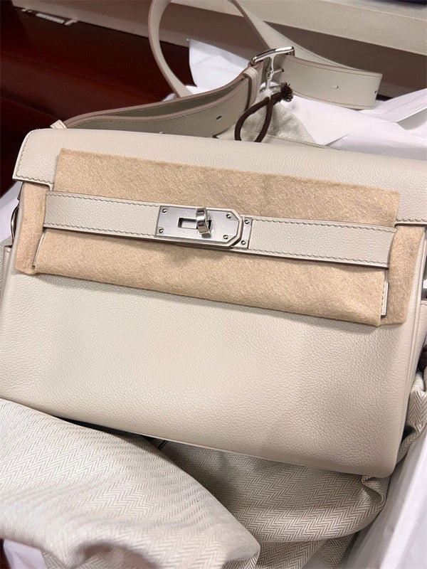  elegant crossbody bag detail view showing craftsmanship 8