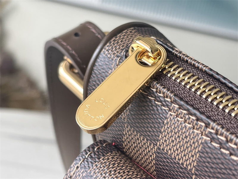  handbag interior and compartment view 9