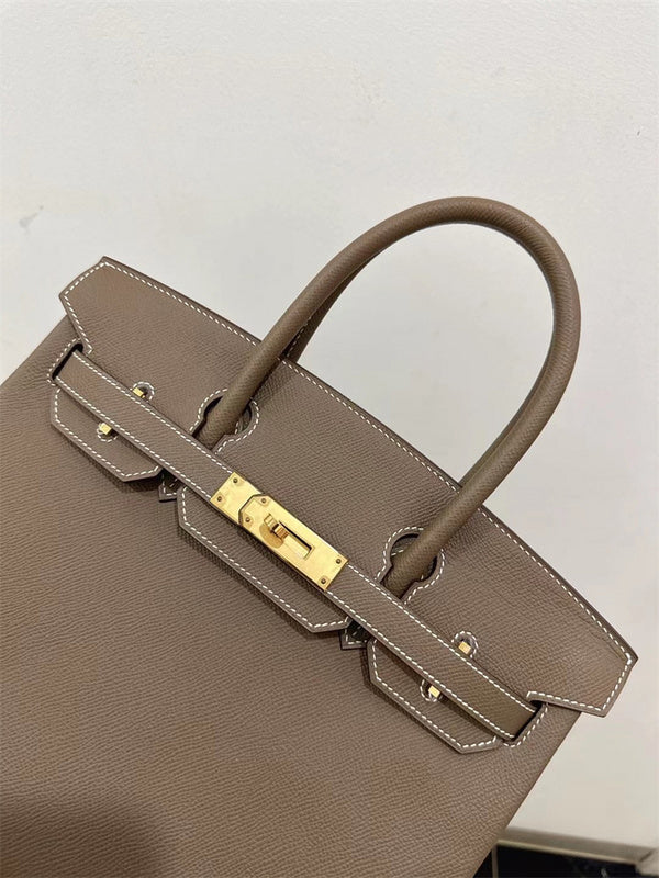 Modern handbag styled for everyday wear