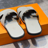 Hermes shoes Style 014 - back heel detail