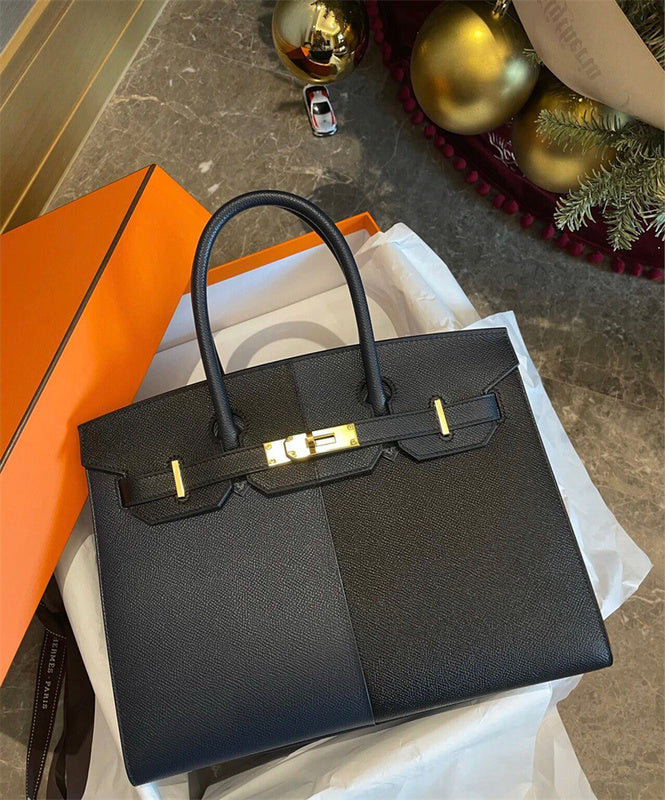  Curated shopper bag front view
