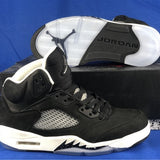 Nike Men's & Women's Designer Lifestyle Shoes — Style 140 detail view