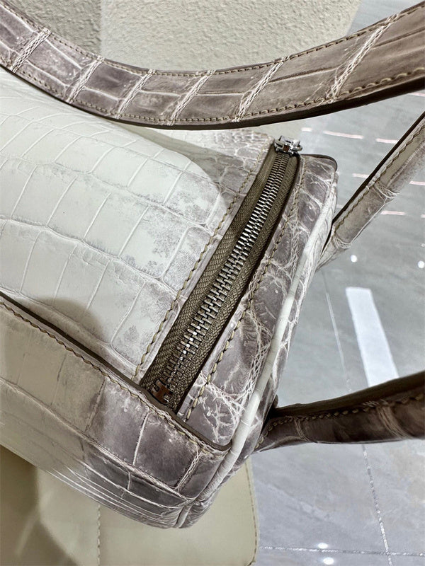  polished carryall bag detail view showing craftsmanship
